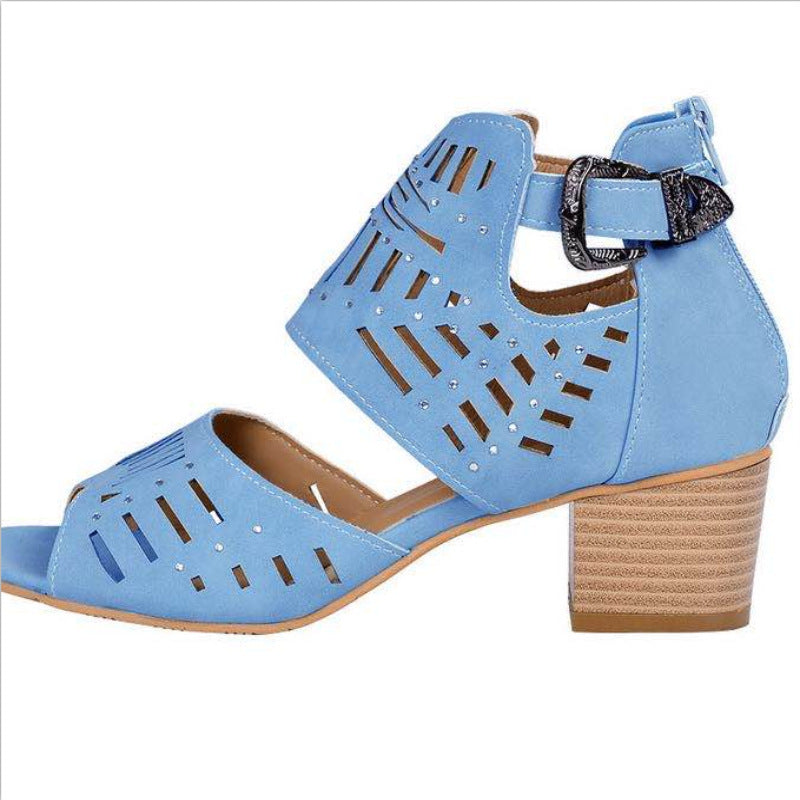 CutOutChic™ - Sandales Talon Épais Ajourées Femme